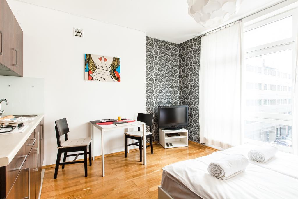 Apartament 4You Zurawia Warszawa Eksteriør billede